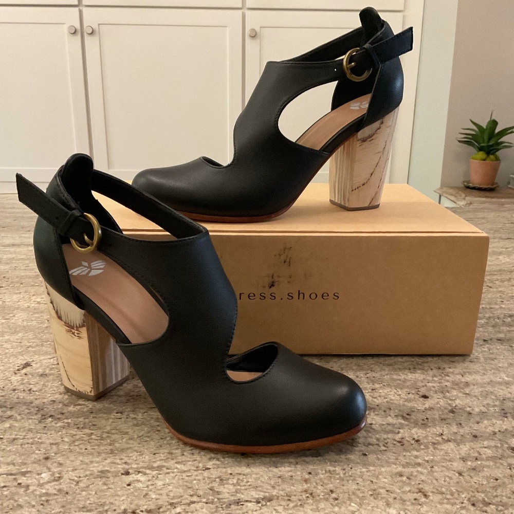 Fortress Luna Naya shoes -Worn once indoors